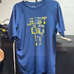 Size L men sweaters Nike